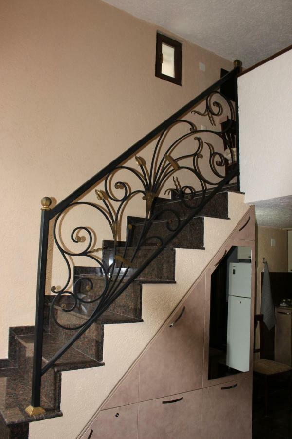 Apartment Anzi Batumi Exterior photo